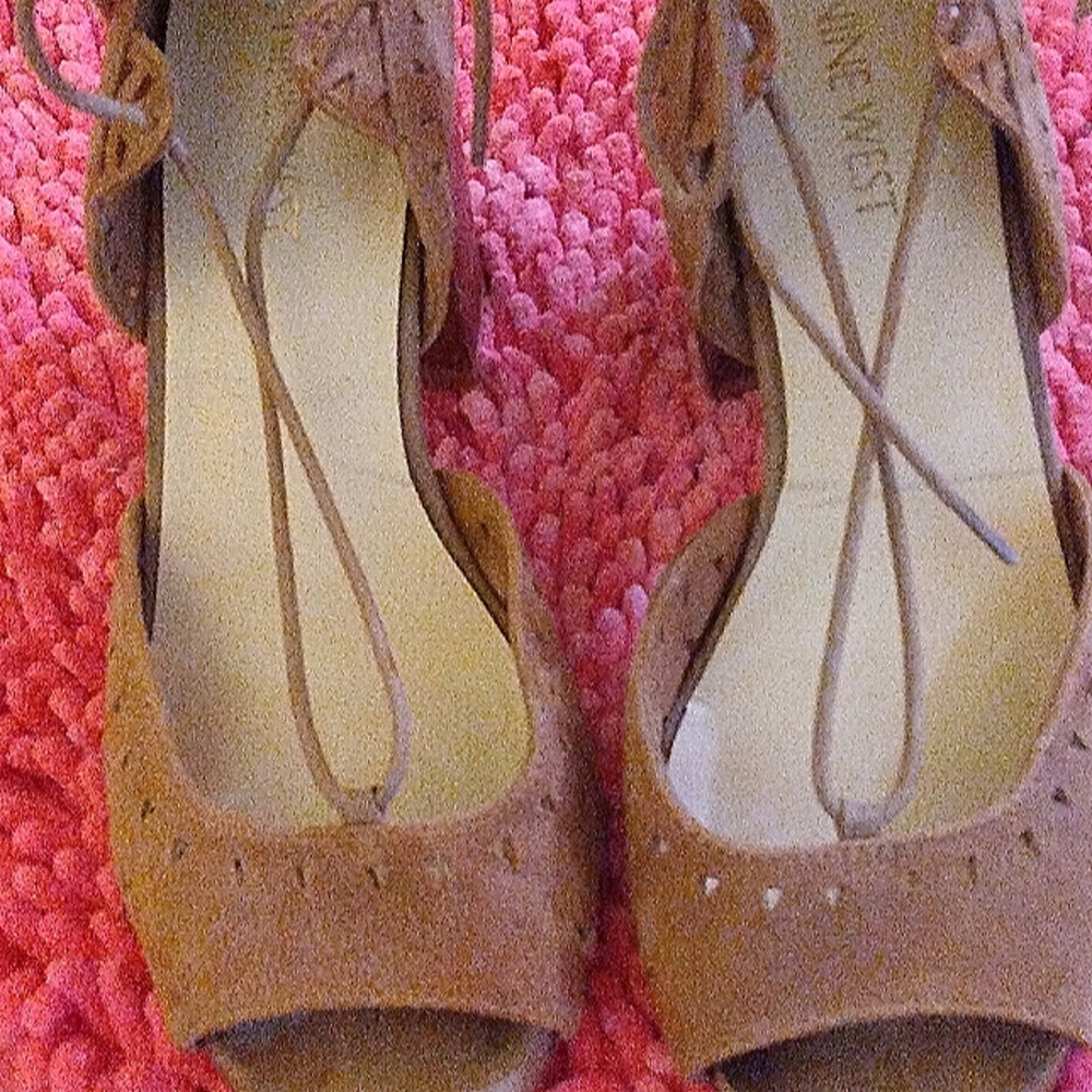 Ladies Nine West block heels. Size 7.5 worn a few times but in great condition